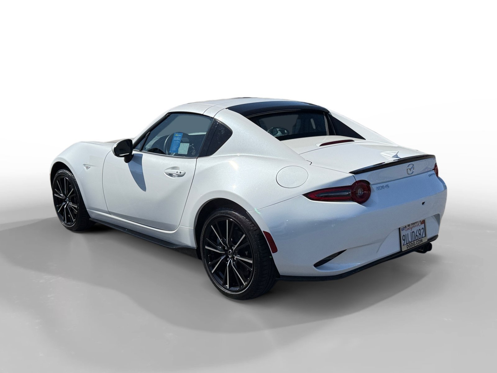 Certified Used 2025 Snowflake White Pearl Mazda Grand Touring image 3