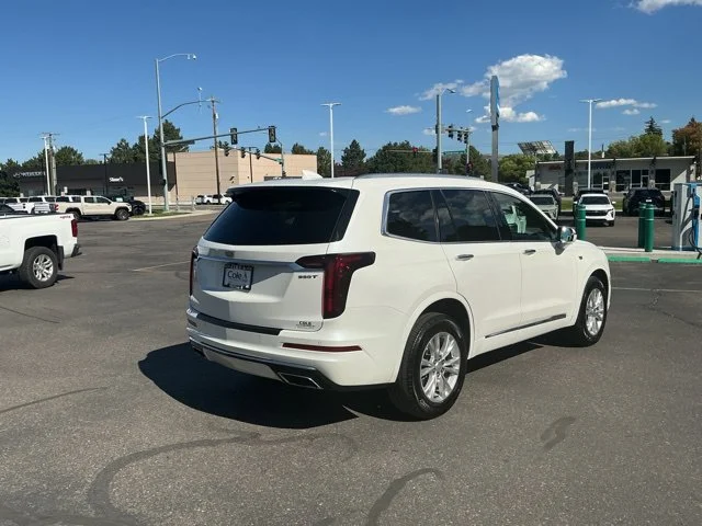 Used 2023 CRYSTAL WHITE TRICOAT Cadillac AWD Luxury image 3