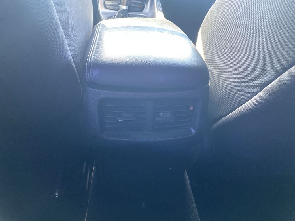 Used 2021 F8 Green Dodge SXT image 20