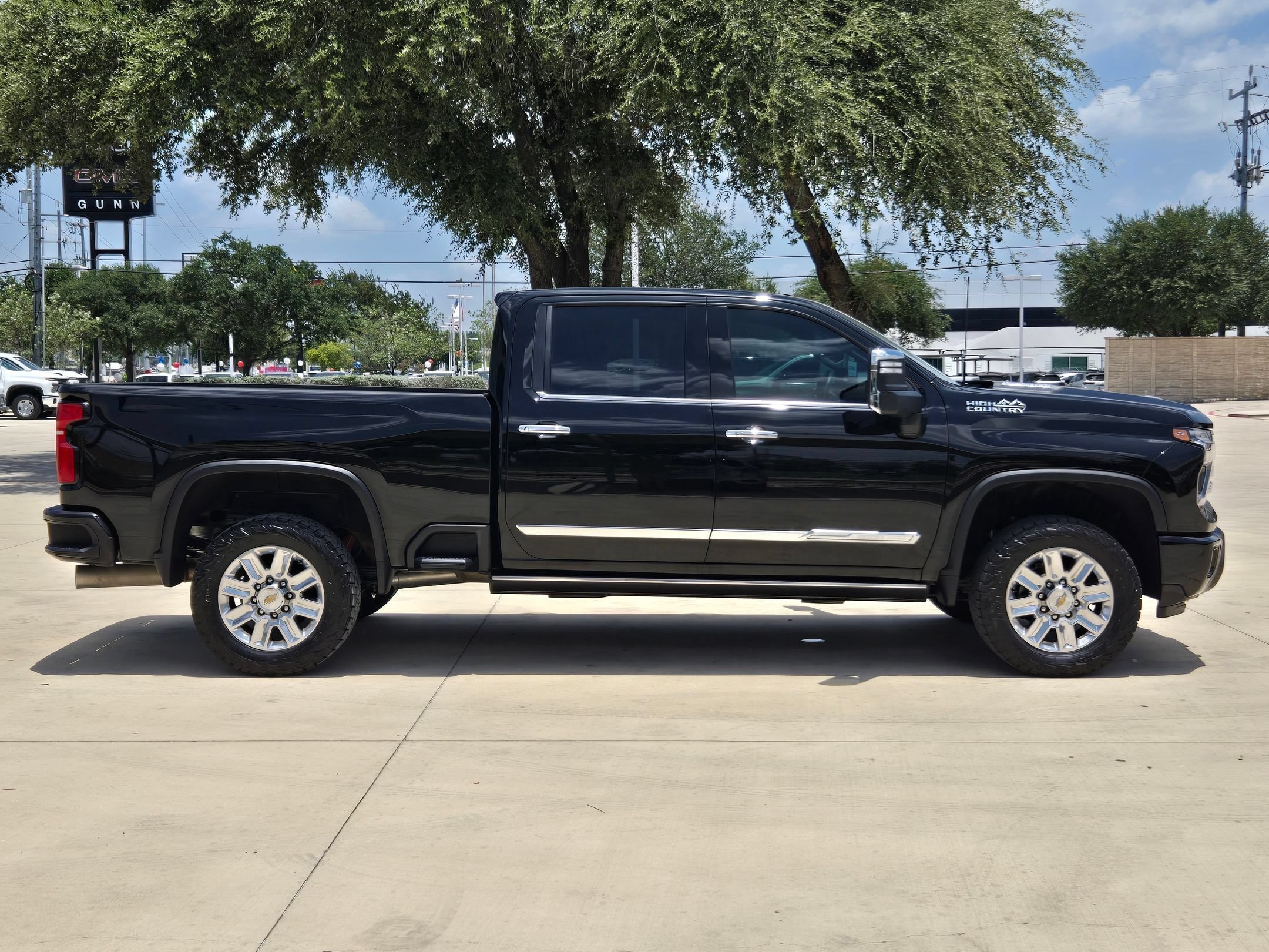 2025 Chevrolet Silverado 2500HD High Country - Photo 9