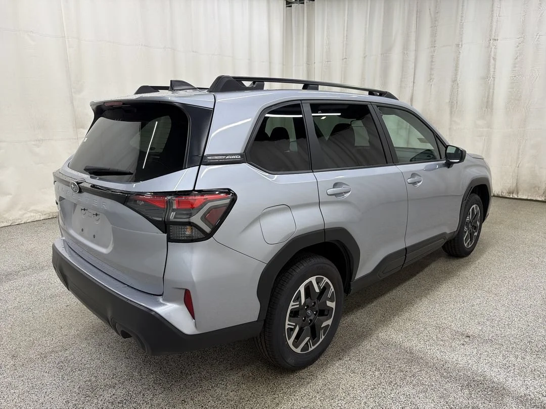 New 2026 Ice Silver Metallic Subaru Premium image 8