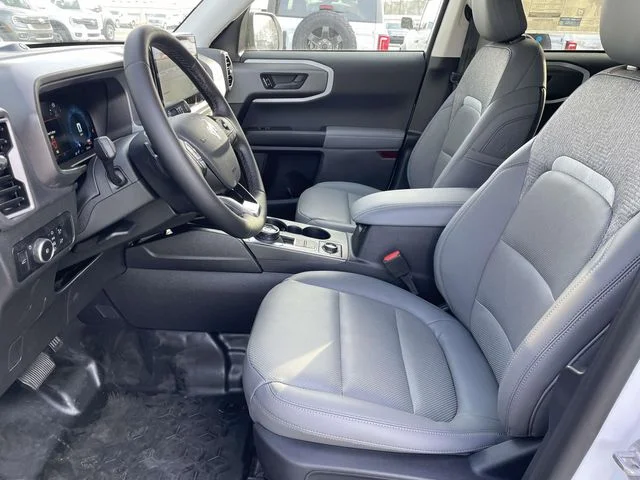New 2025 Oxford White Ford Badlands® image 16
