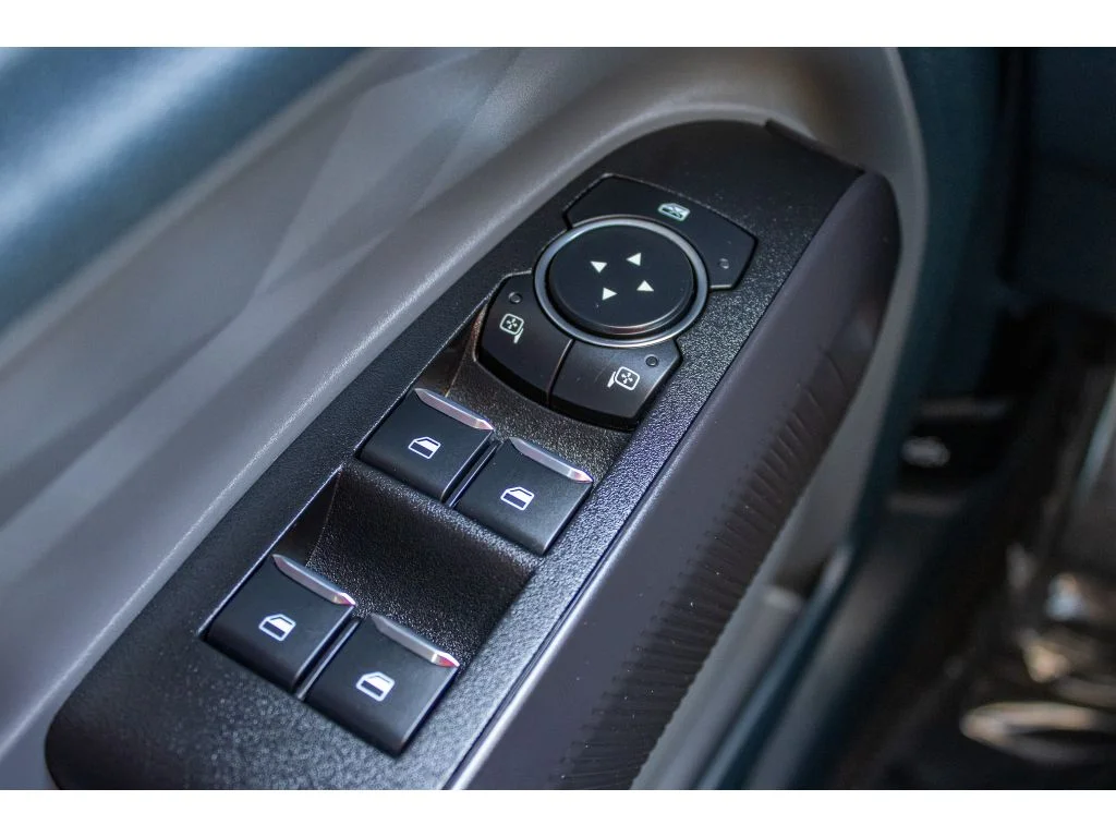 Used 2025 Carbonized Gray Metallic Ford XLT image 34