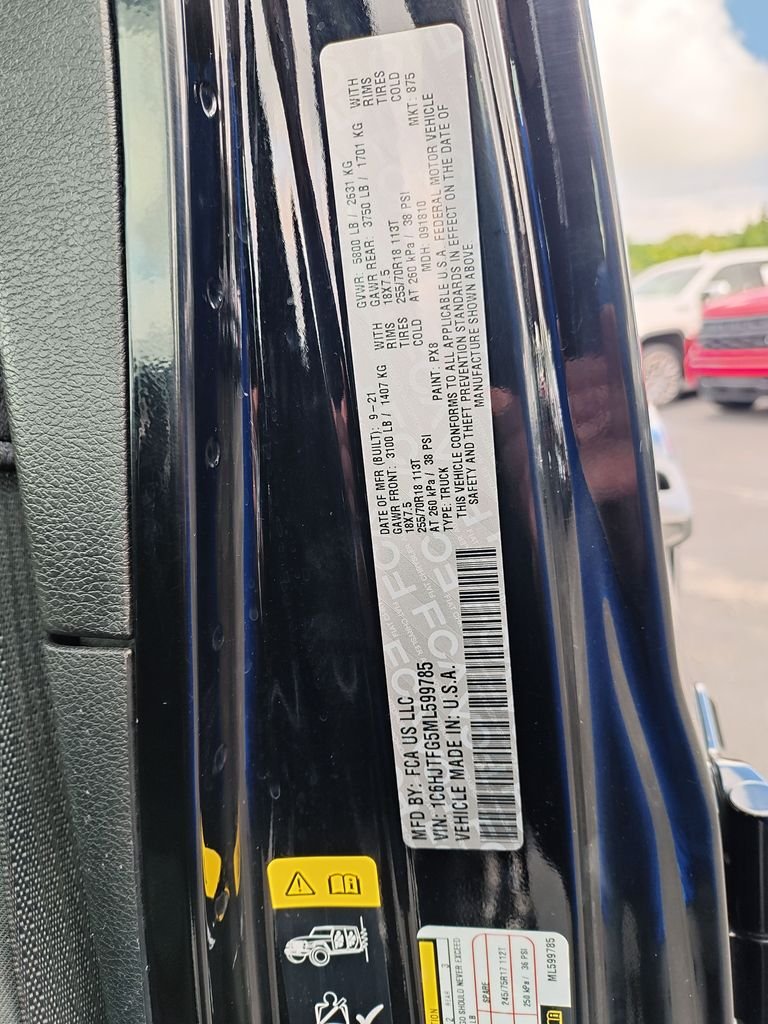 Used 2021 Black Jeep Overland image 25
