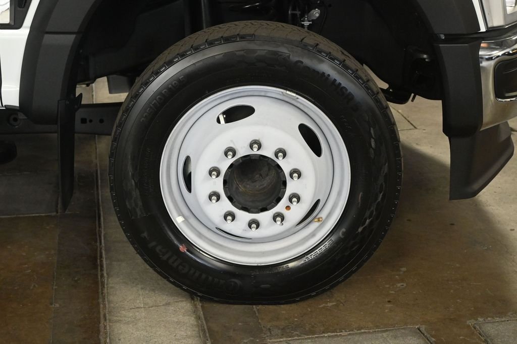 2025 Ford F-550 Super Duty Chassis Cab XL - Photo 19