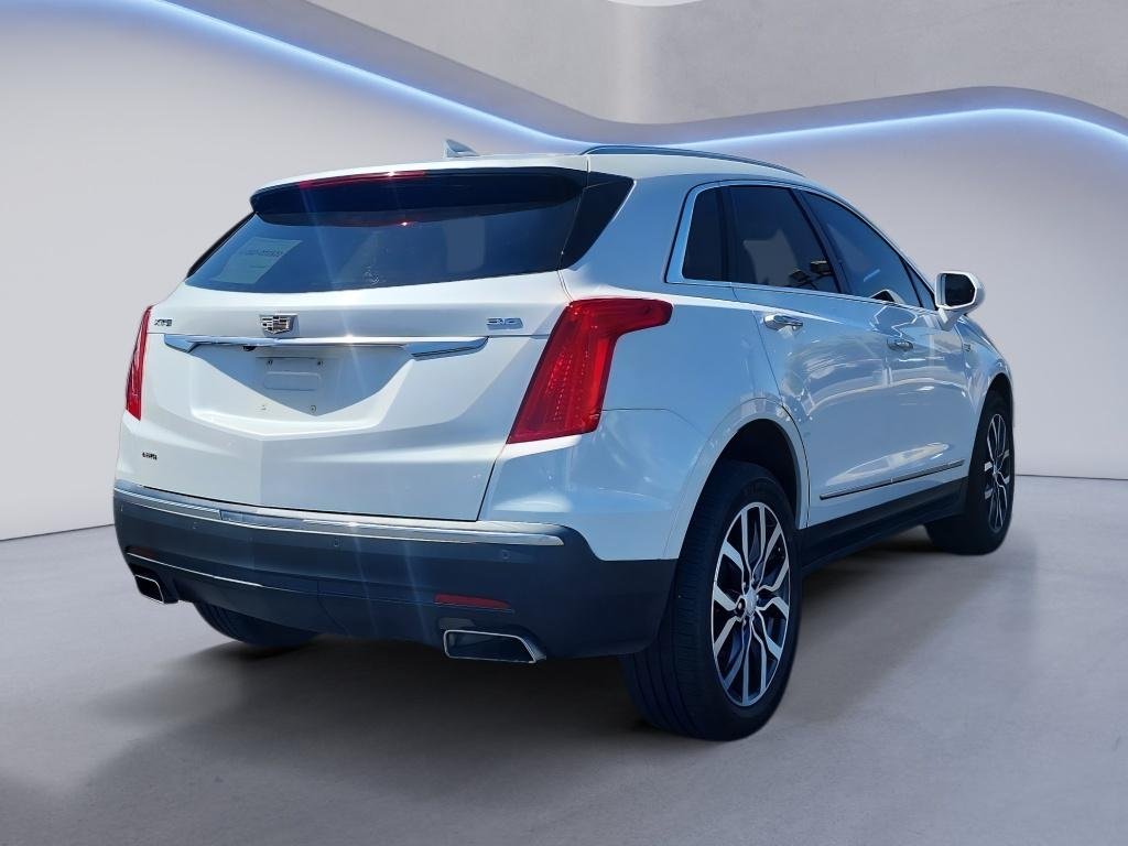 Used 2019 Crystal White Tricoat Cadillac Premium Luxury AWD image 6