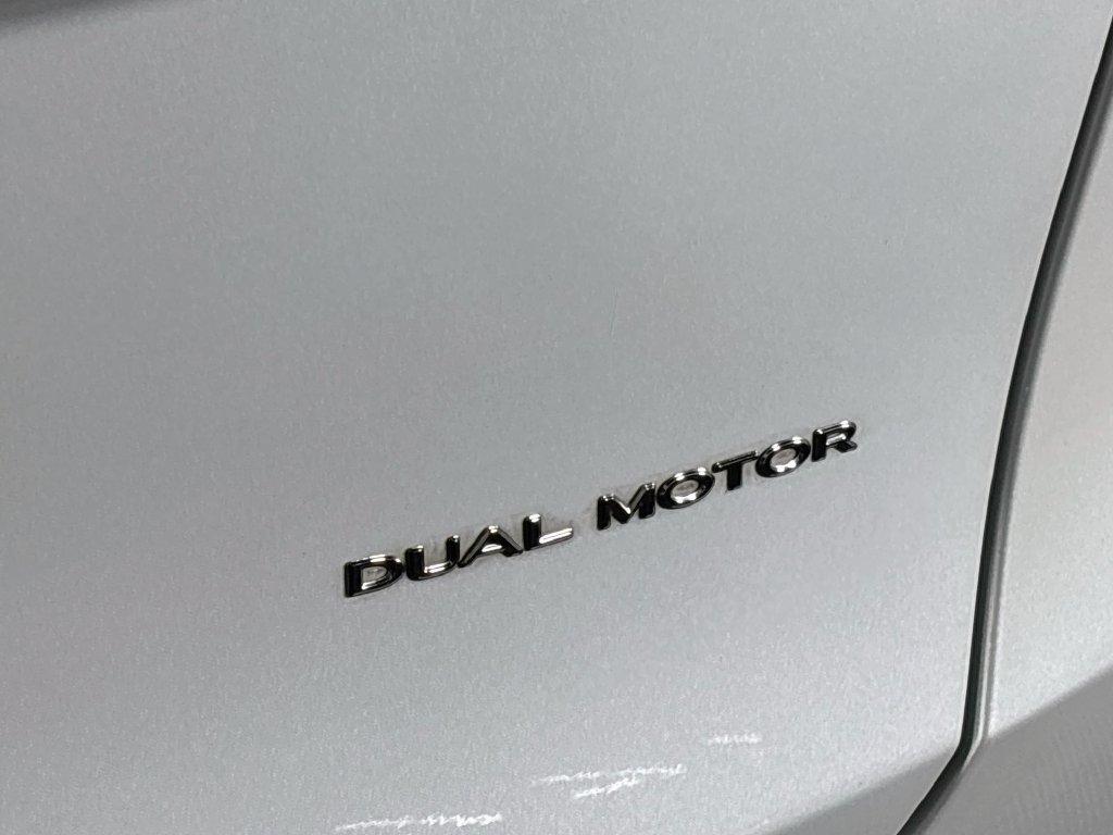Used 2023 White Tesla Long Range image 24