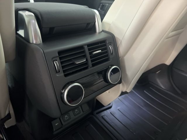 2026 Land Rover Discovery S - Photo 17