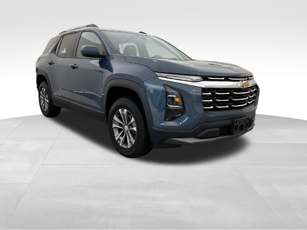 Used 2025 Blue Chevrolet LT image 7