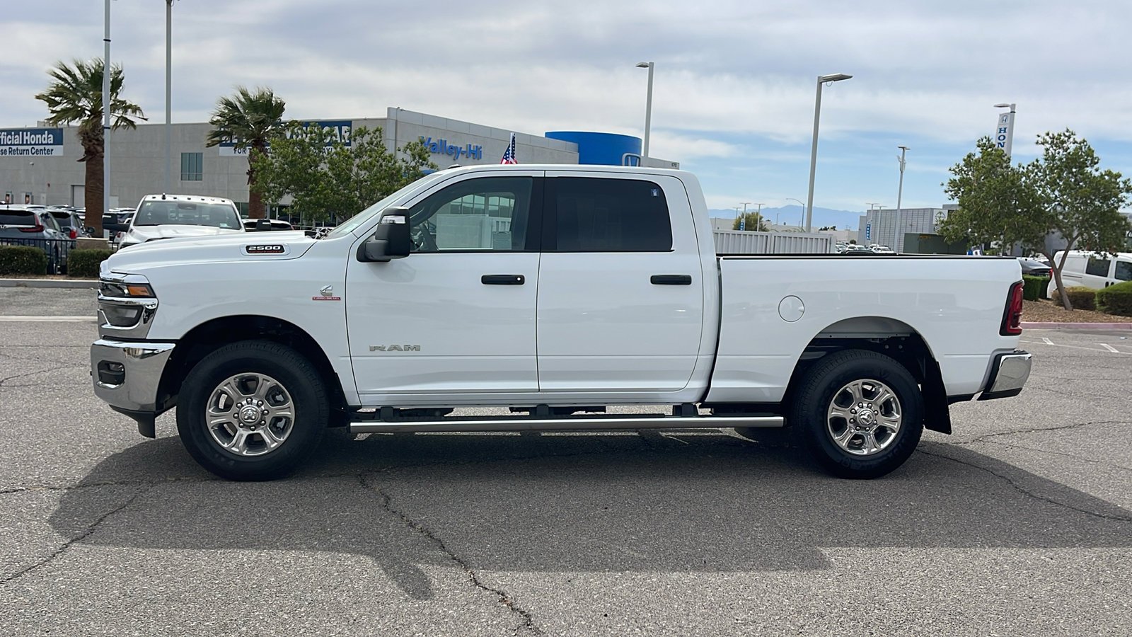 2025 RAM 2500 Big Horn - Photo 7