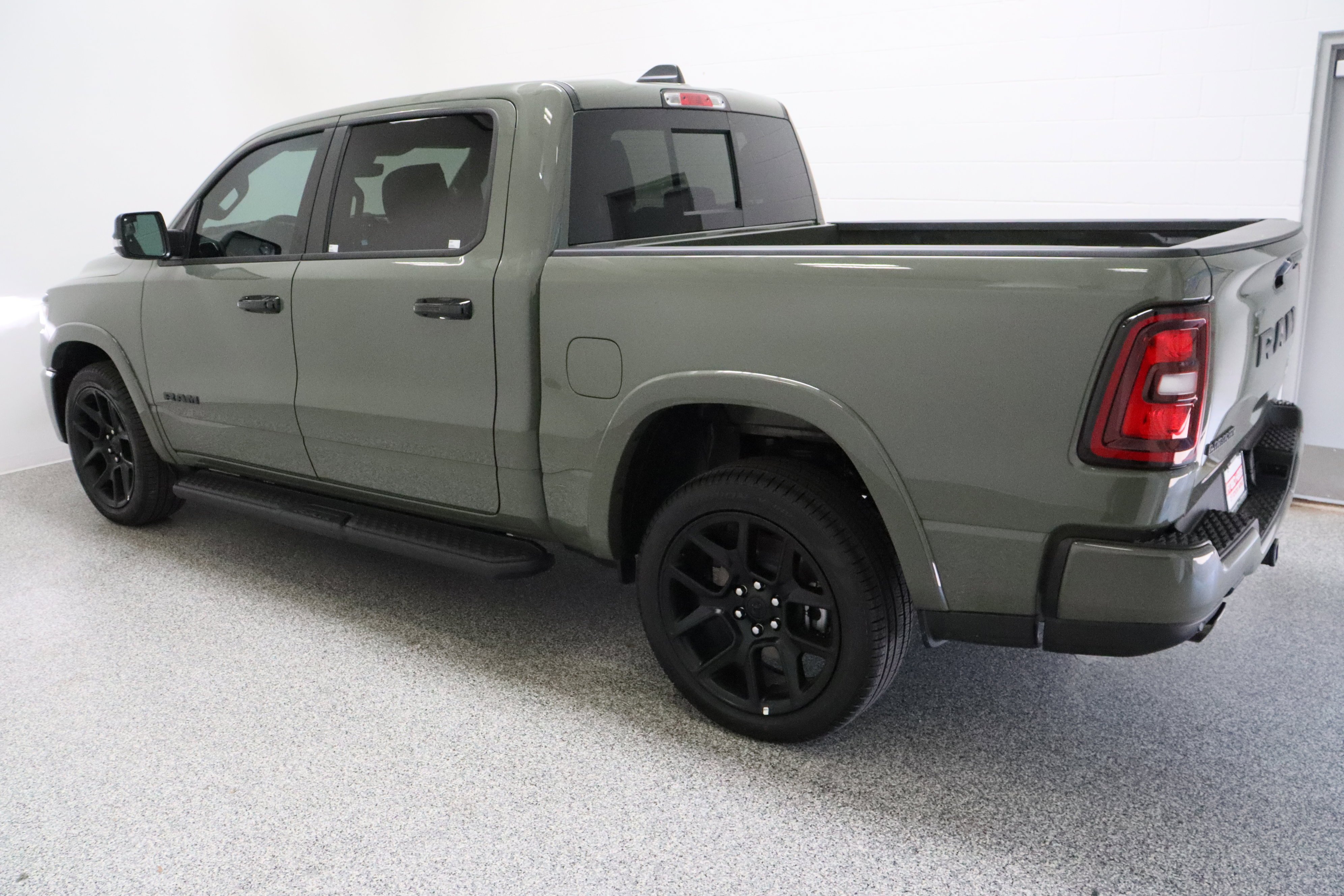 Used 2026 Canyon Lake Ram Laramie 3.0T image 9
