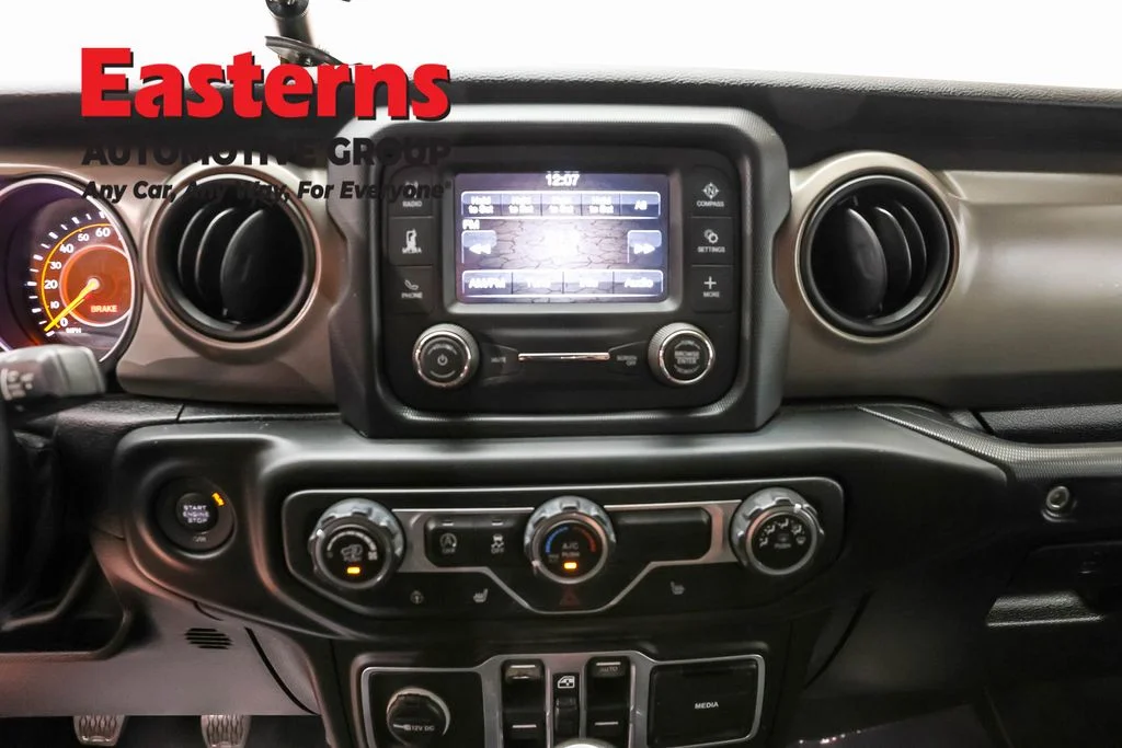 Used 2018 Orange Jeep Unlimited Sport S image 12