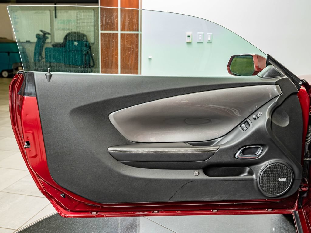 Used 2010 Red Jewel Tintcoat Chevrolet SS image 21