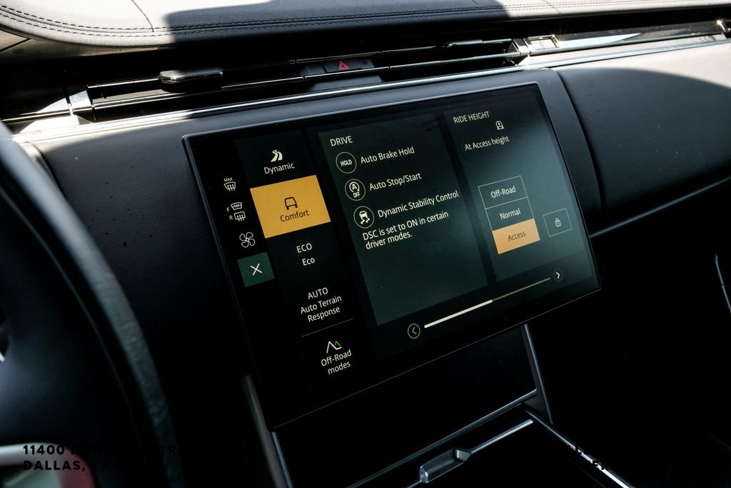 New 2026 Carpathian Gray Land Rover SE image 27