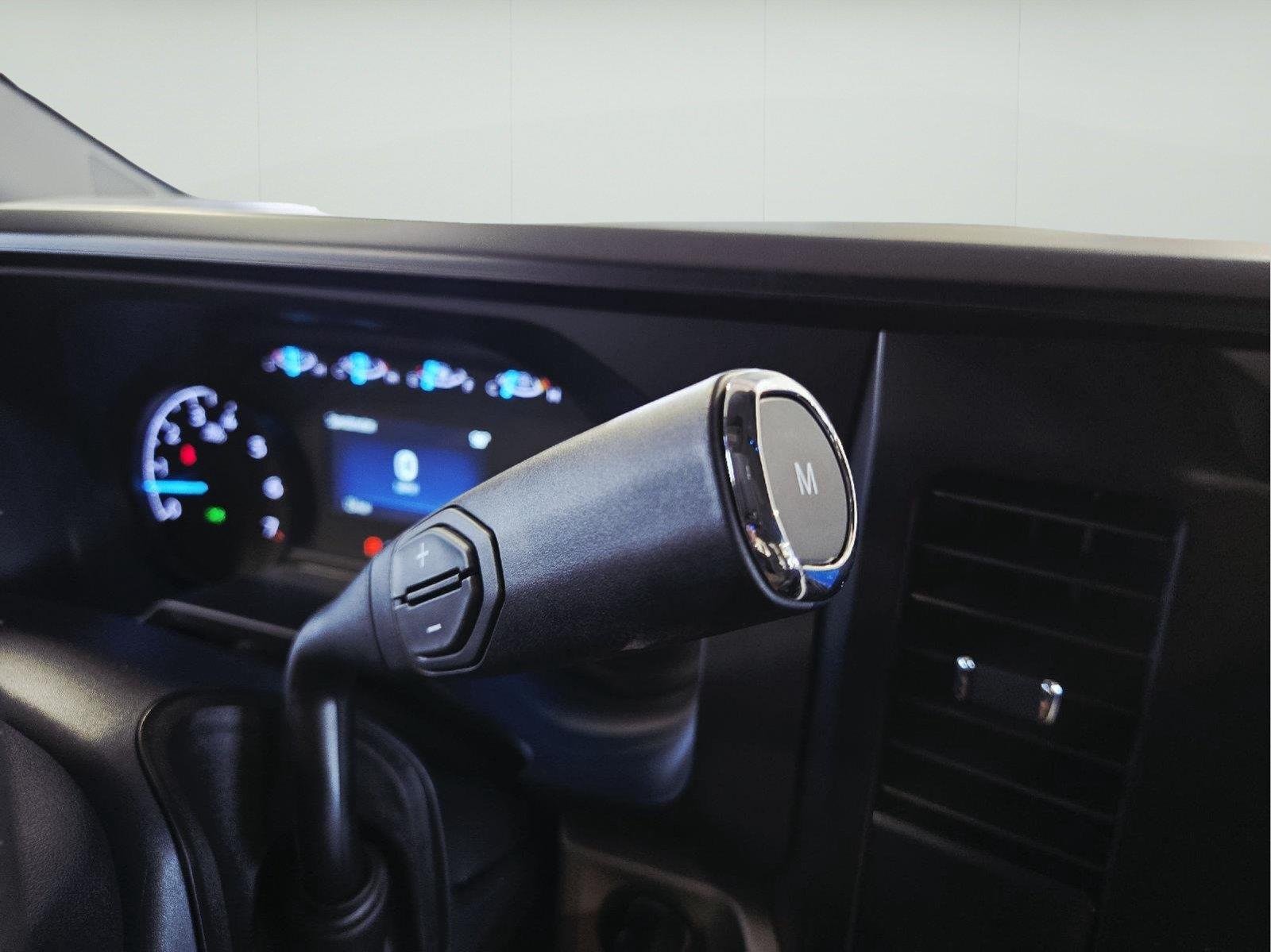 New 2026 Oxford White Ford F-350® XL image 16