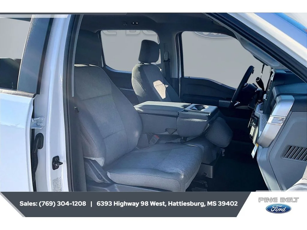 New 2026 Oxford White Ford F-350® XL image 6