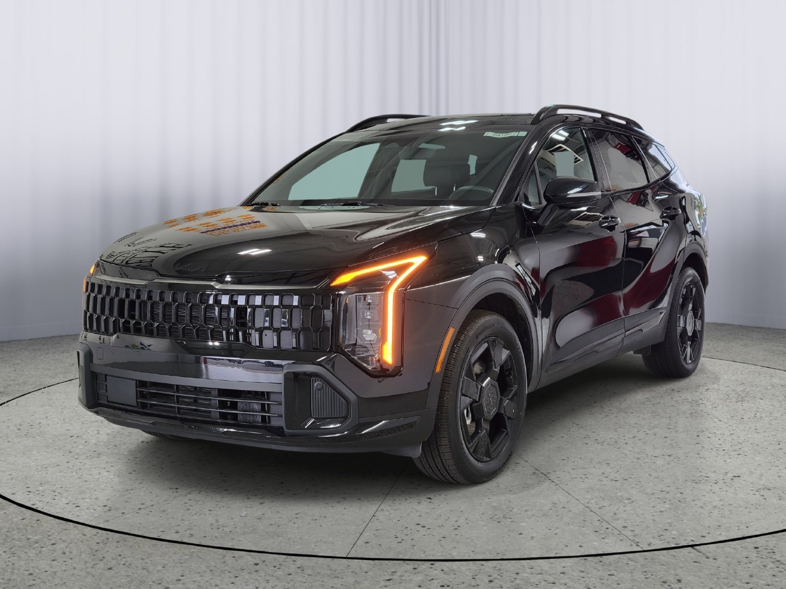 Used 2026 Black Kia X-Line image 4