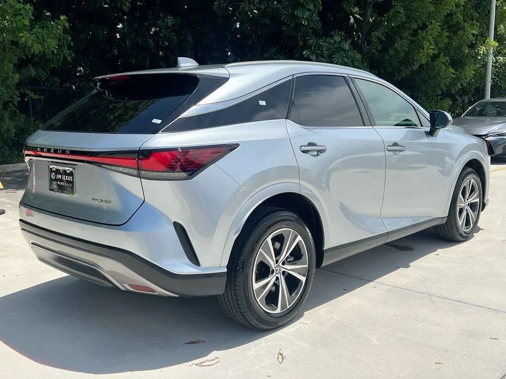 Used 2025 Iridium Lexus 350 Premium image 7