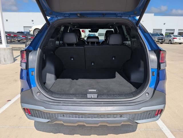 Used 2023 Blue Kia X-Line image 29