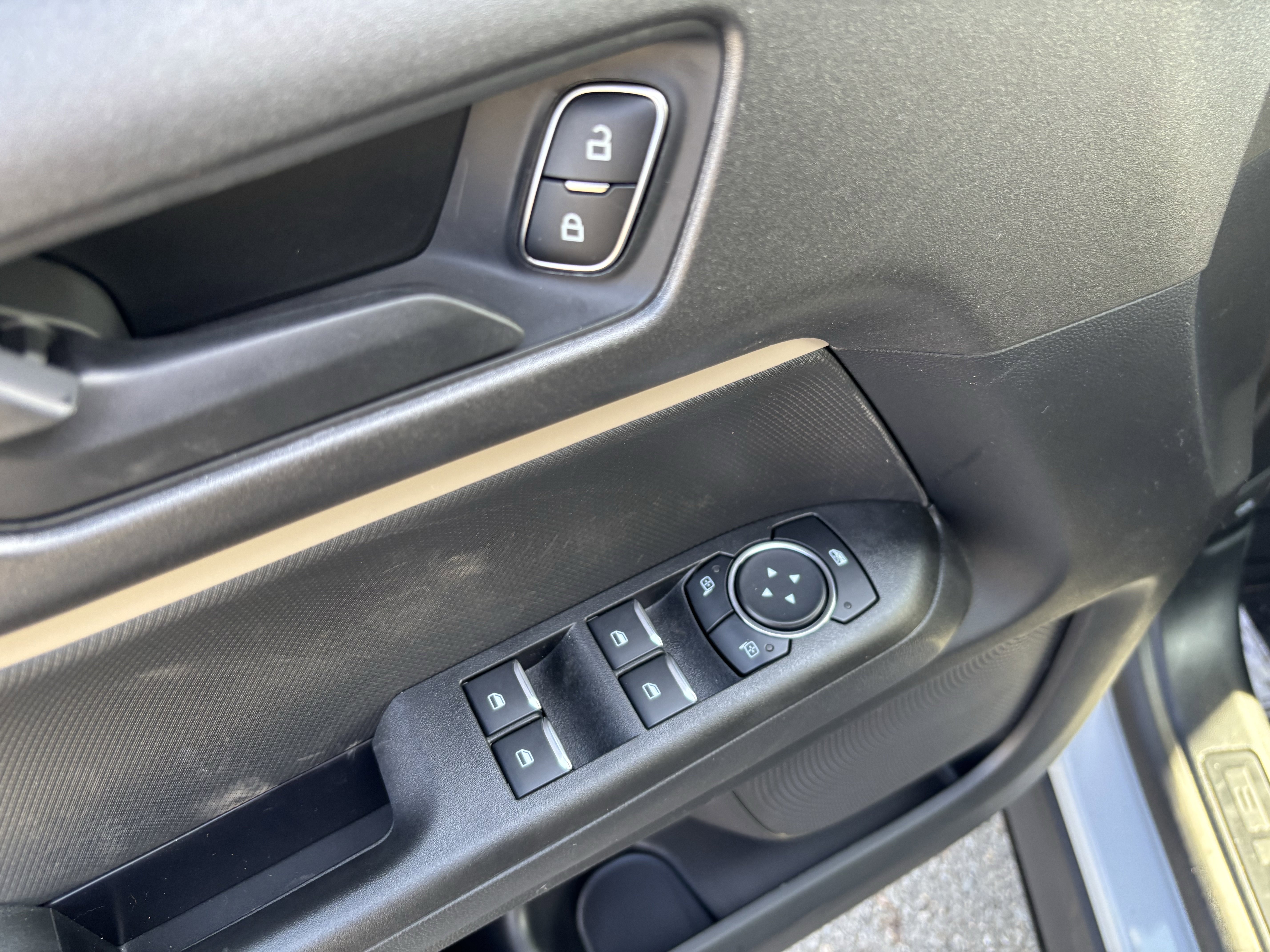 New 2026 Space White Metallic Ford Big Bend® image 11