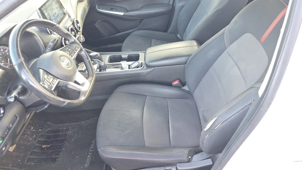 Used 2023 White Nissan SR image 15