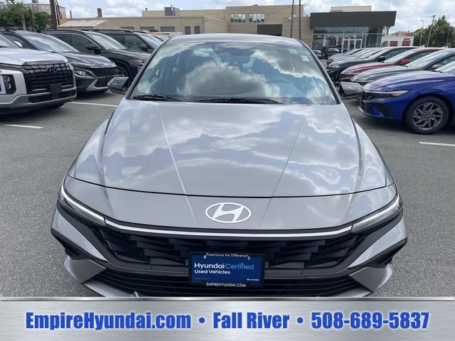 Certified Used 2025 Fluid Metal Hyundai SEL Sport image 9