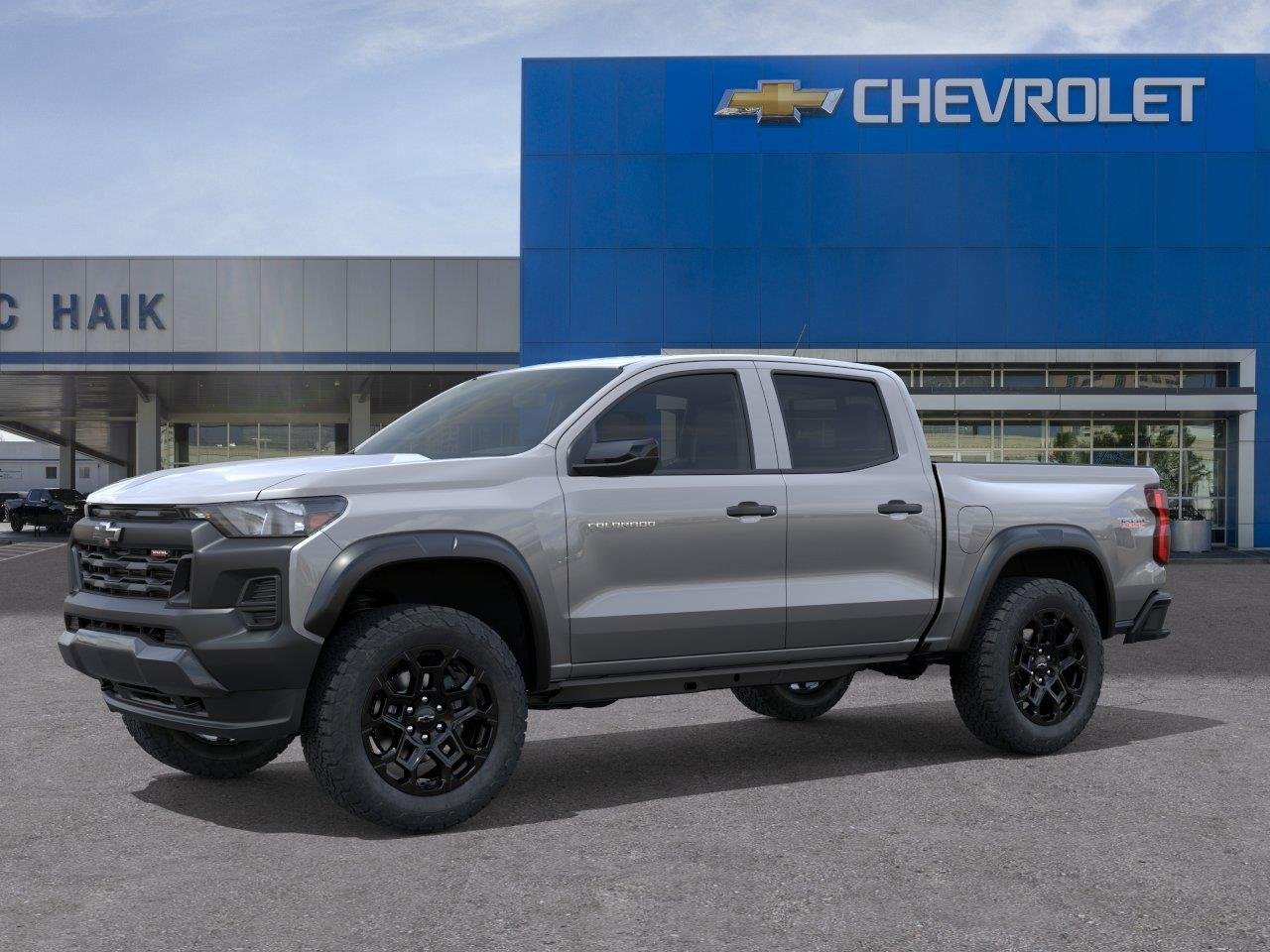 2026 Chevrolet Colorado Trail Boss - Photo 2