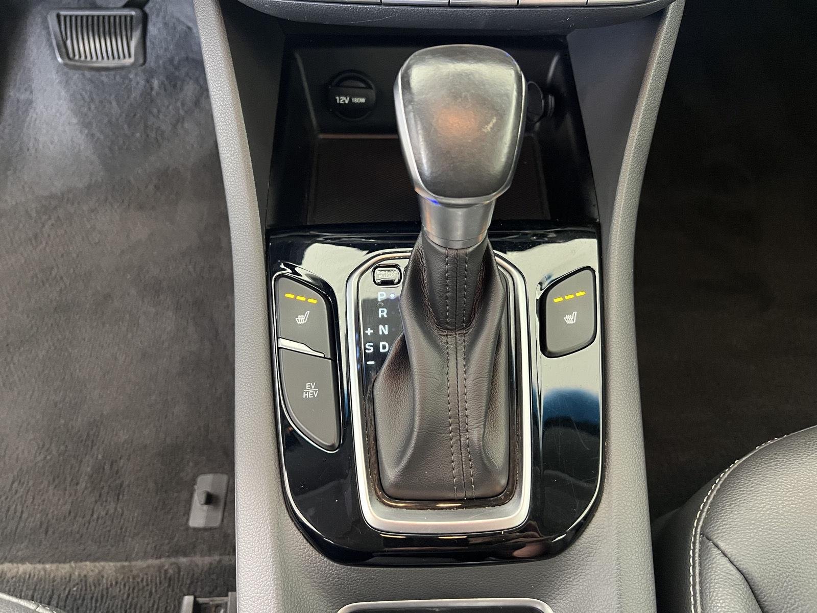 Used 2019 Ceramic White Hyundai Limited image 20