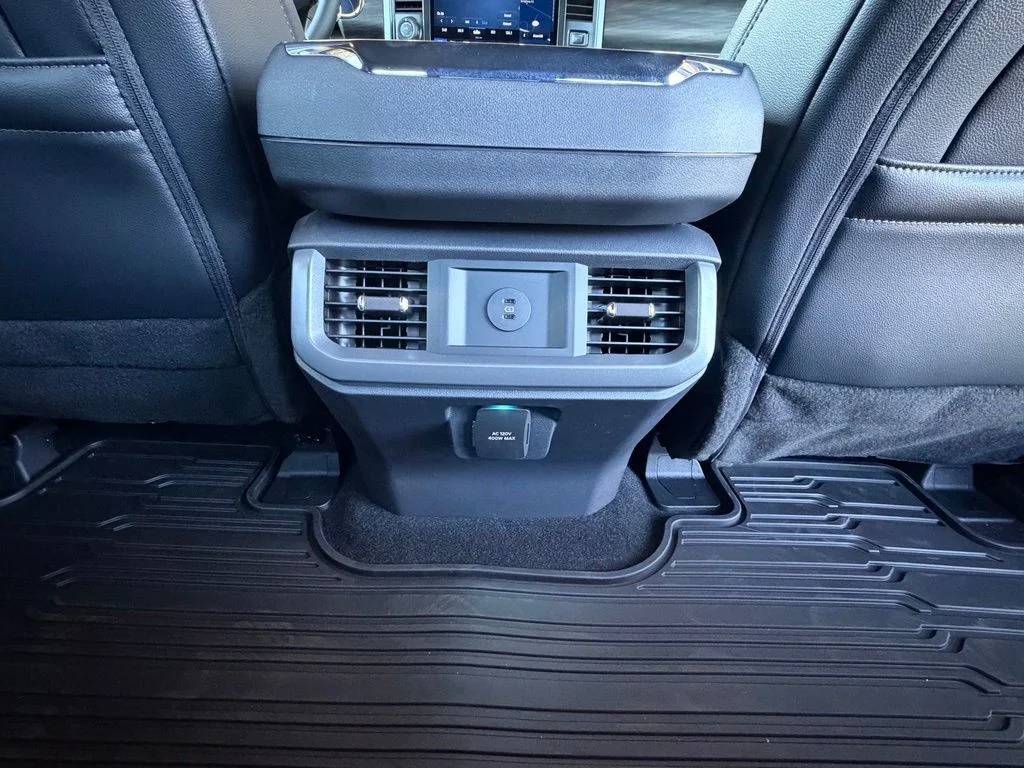 New 2026 Silver Metallic Ford Lariat image 34