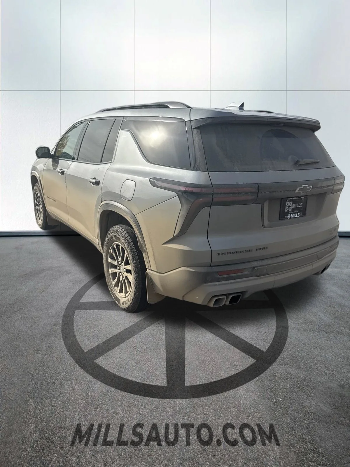 Used 2026 Gray Chevrolet Z71 image 6
