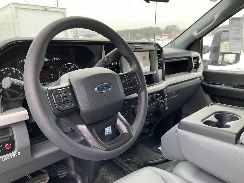 New 2026 Oxford White Ford F-450® XL image 19
