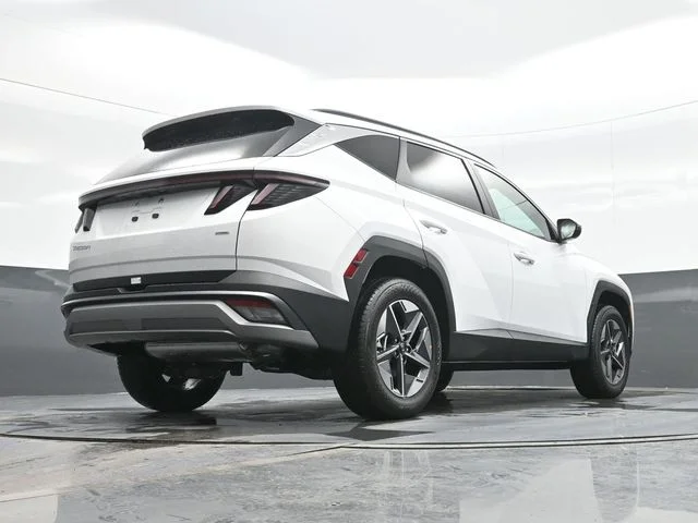 New 2026 White Hyundai SEL Premium image 26