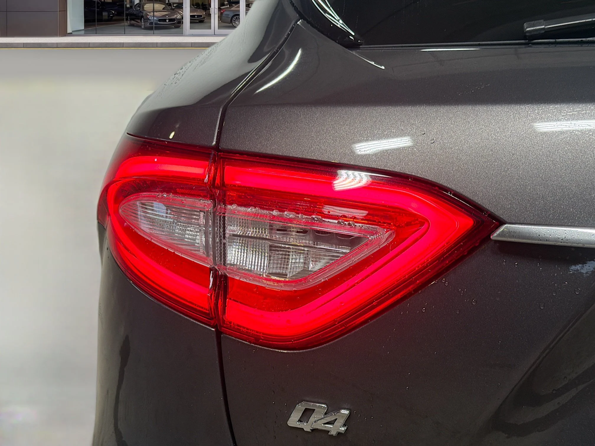 Used 2018 Gray Maserati GranLusso image 10