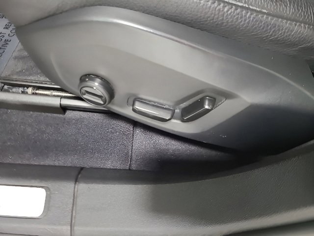2023 Volvo XC60 Plus - Photo 20