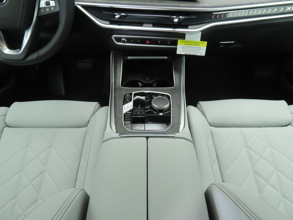Used 2026 Green Metallic BMW xDrive40i image 16