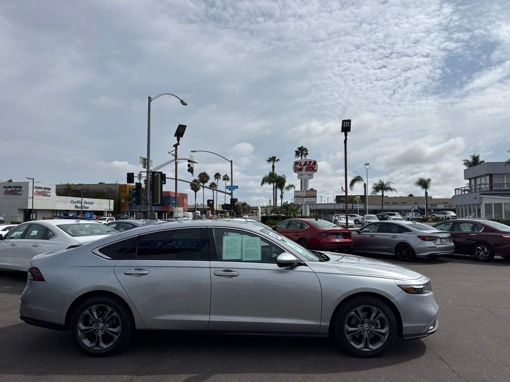 Used 2024 Solar Silver Metallic Honda EX image 7