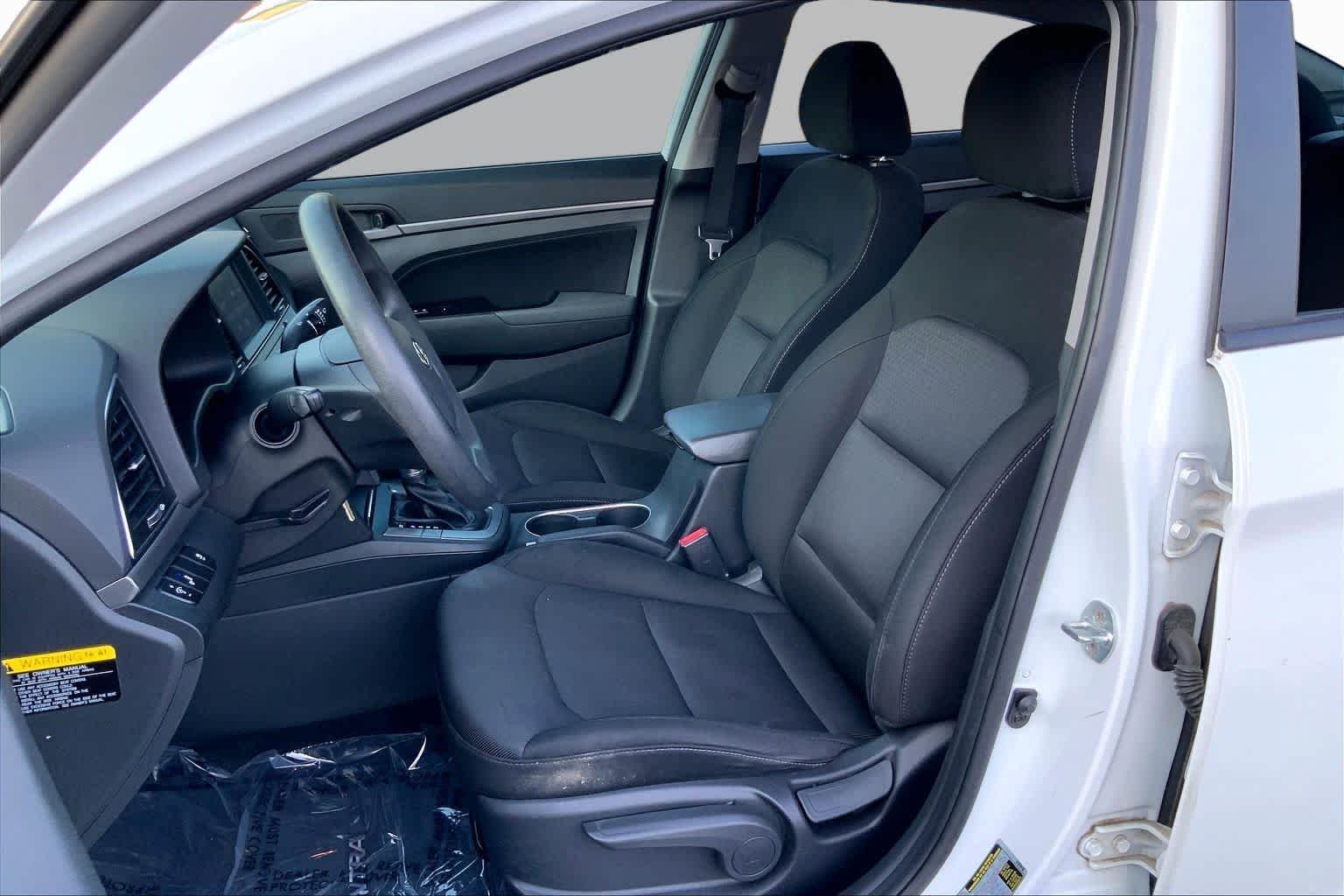 Used 2018 Quartz White Pearl Hyundai SEL image 8