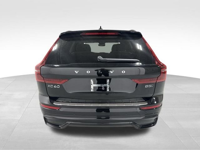 2026 Volvo XC60 Plus - Photo 7