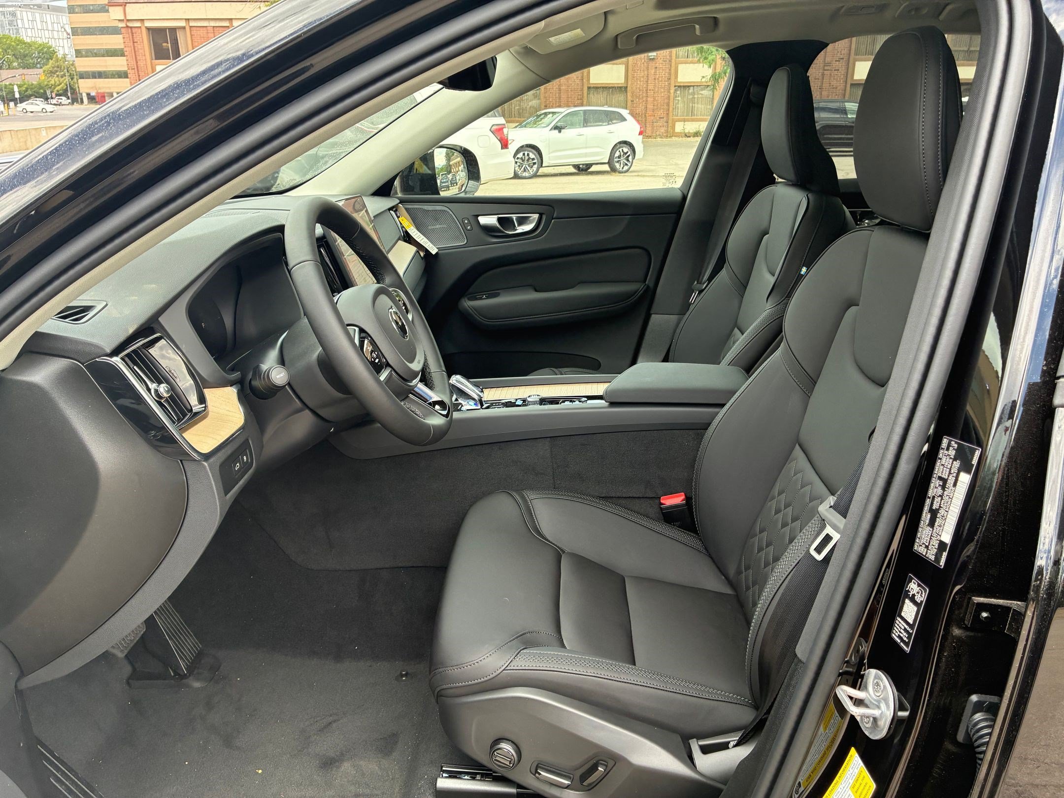 New 2026 Onyx Black Volvo Plus image 13