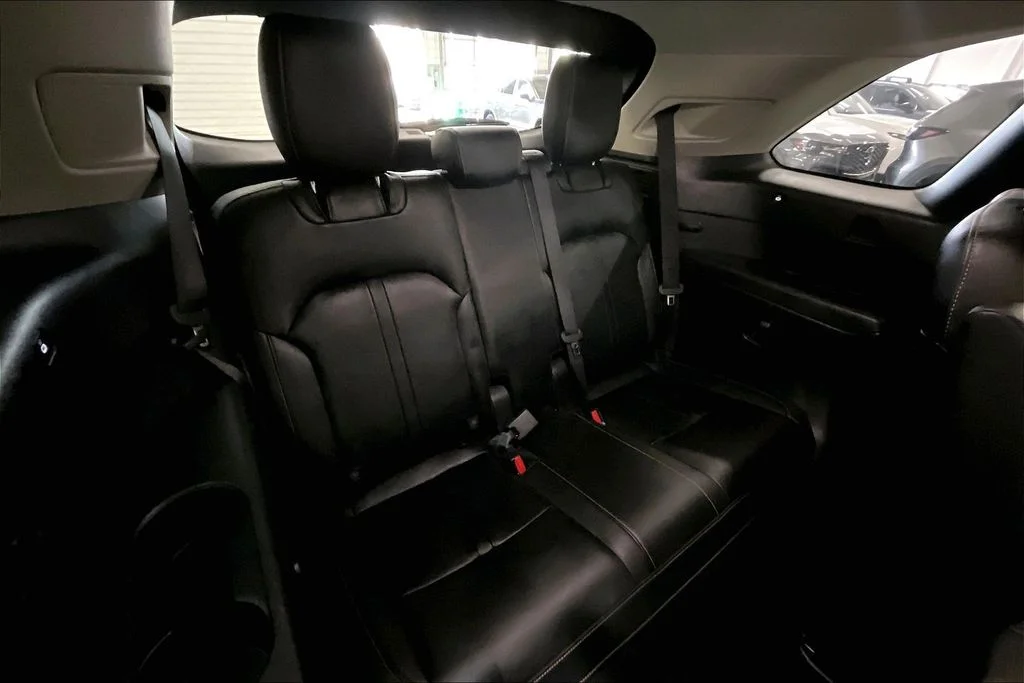 Used 2024 Black Mazda 3.3 Turbo Premium image 28