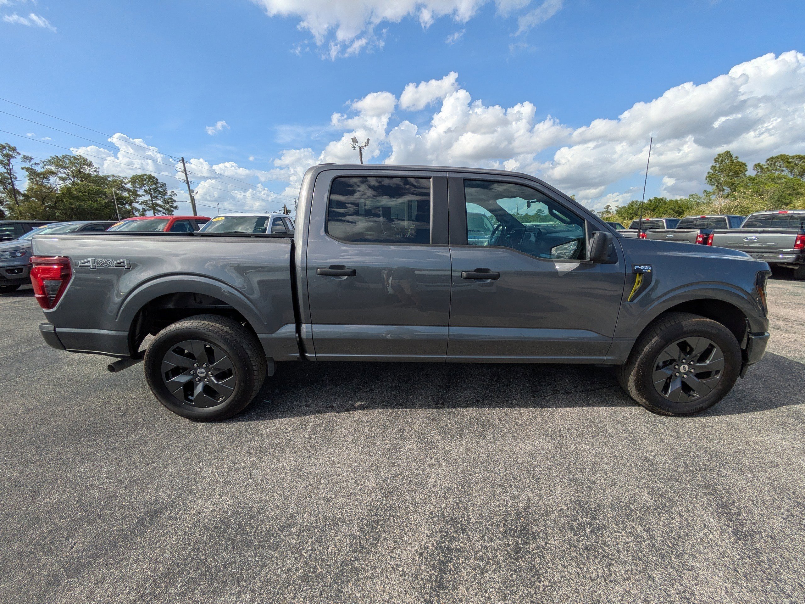 Used 2025  Ford STX image 3