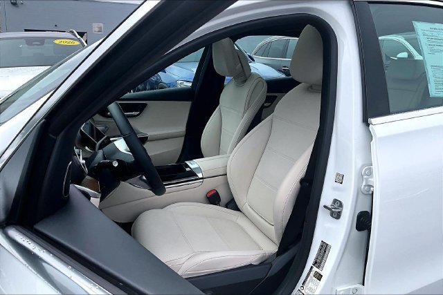 Used 2026 White Mercedes-Benz C 300 image 6