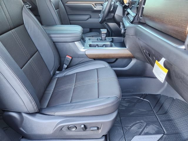 2026 Chevrolet Silverado 1500 High Country - Photo 14