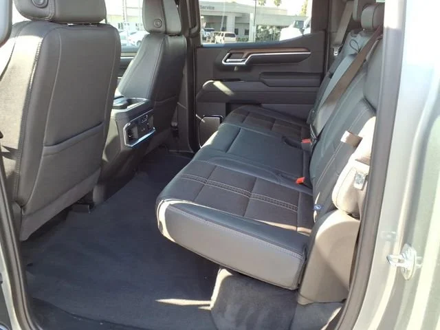 Used 2025 Sterling Gray Metallic Chevrolet High Country image 10