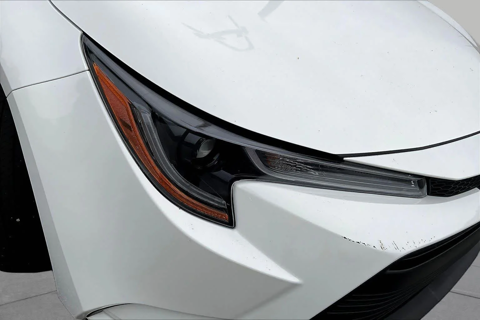 Used 2026 Ice Cap Toyota LE image 53