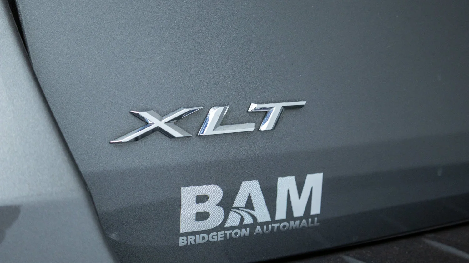 Certified Used 2023 Gray Ford XLT image 32