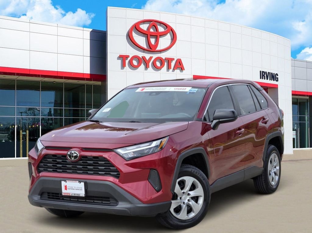 2023 Toyota RAV4 LE FWD's photo