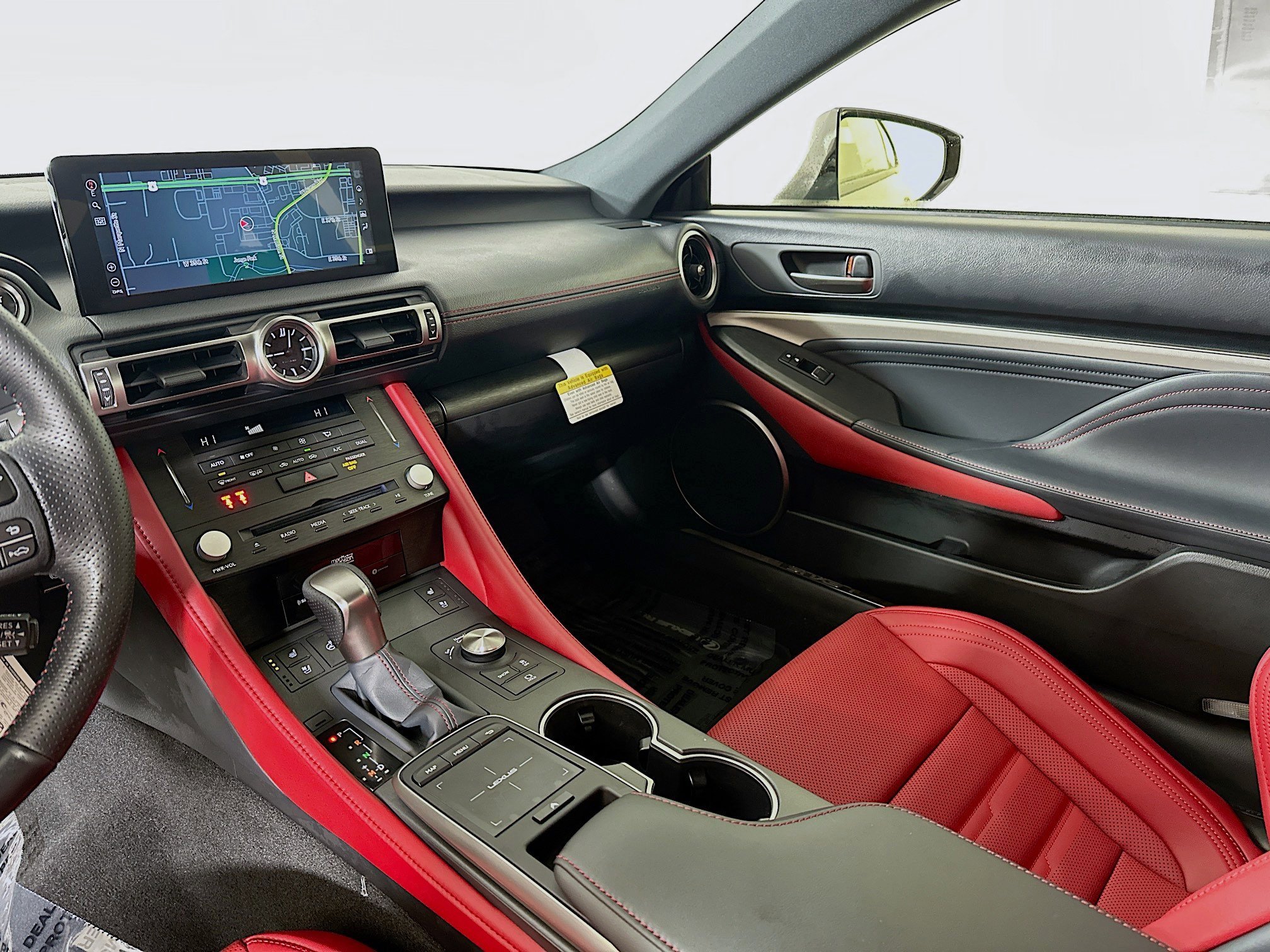 2025 Lexus RC 350 F SPORT - Photo 24