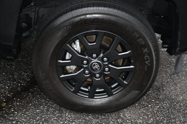 Certified Used 2025 BLACK Toyota  image 20