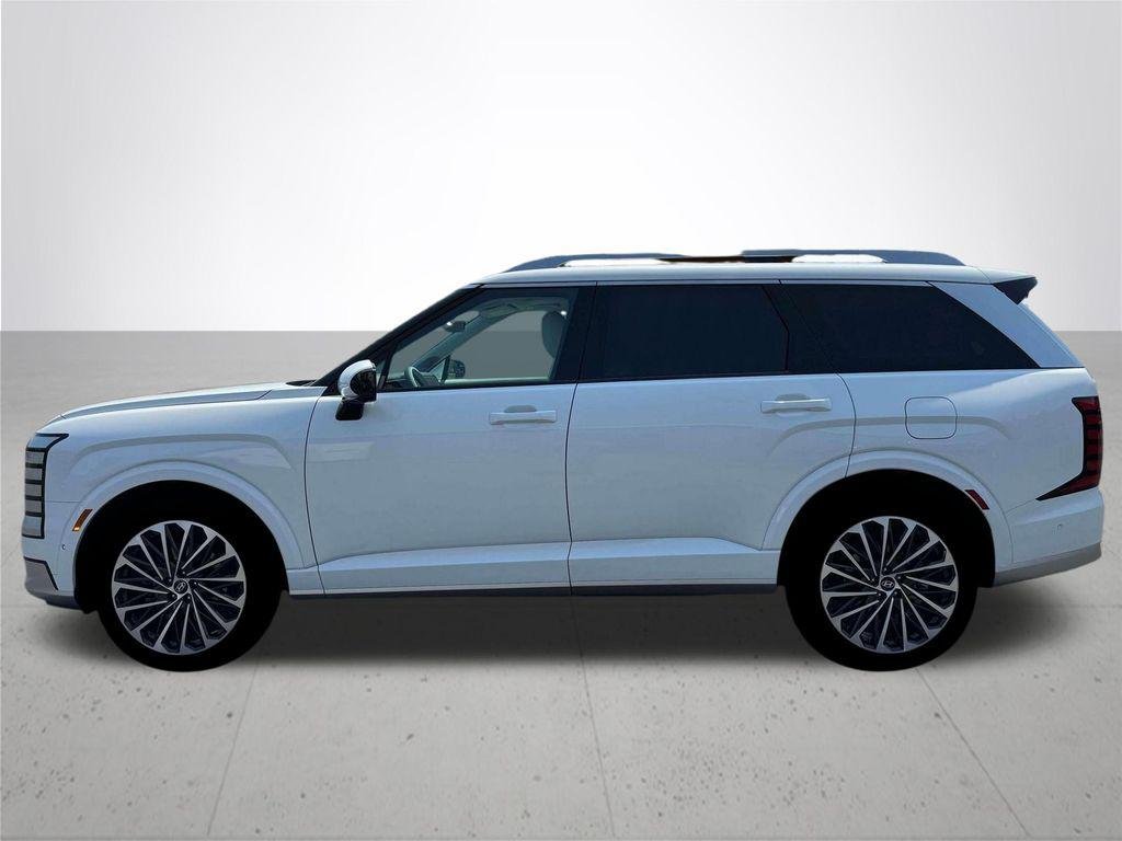 New 2026 White Pearl Hyundai Calligraphy image 3